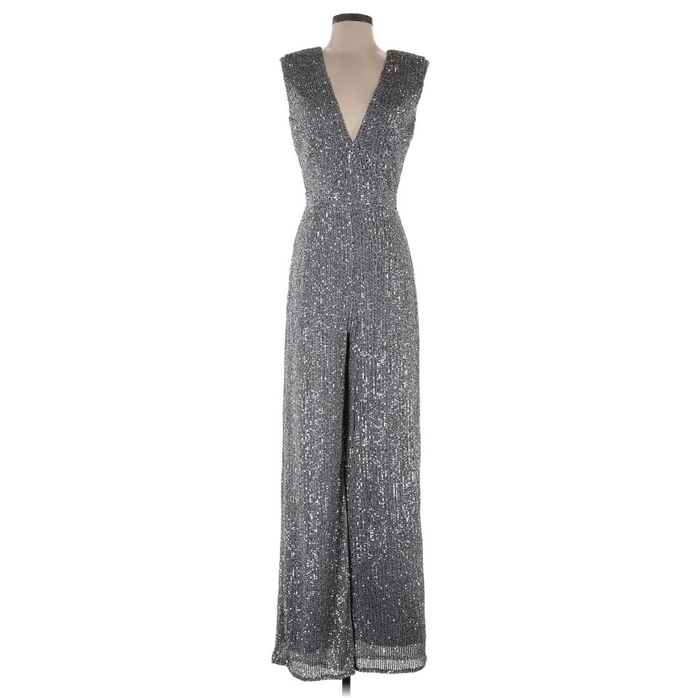 NWT VIP stunning Bluzat sequin jumpsuit, pure glam 😍